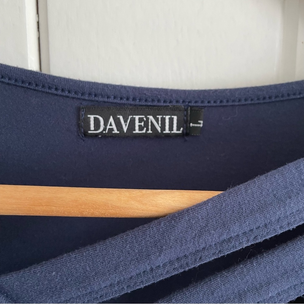 $10 SALE Dark Blue Long Sleeve Tee Cut Out Design Davenil Women’s L Shirt Top - Picture 4 of 5